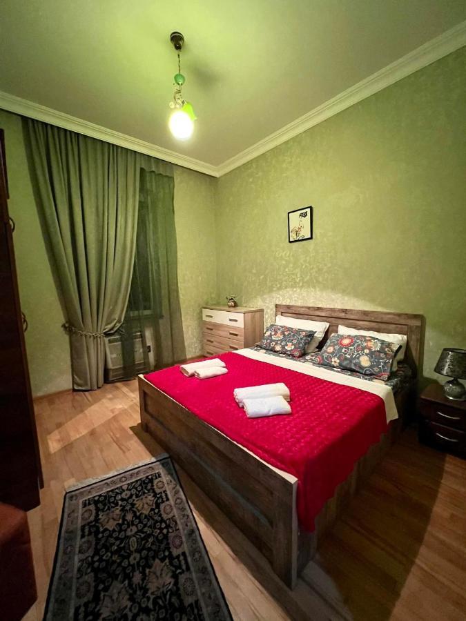 Sisi Guest House Кутаиси Екстериор снимка